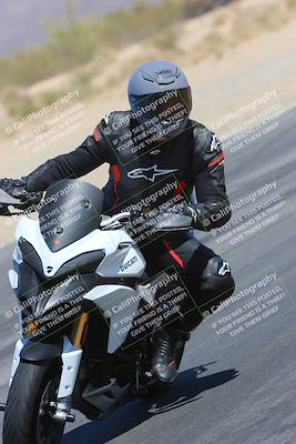 media/Mar-24-2025-Moto Forza (Mon) [[57ce5c5cff]]/3-Beginner Group/Session 3 (Turn 6 Inside)/